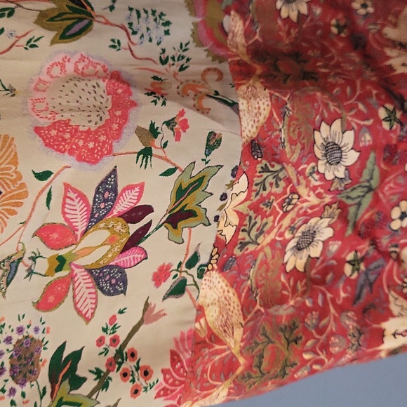 Soft Surroundings Rayon Top Blouse Long Sleeve Red Floral VNeck Buttons Small - Picture 2 of 5